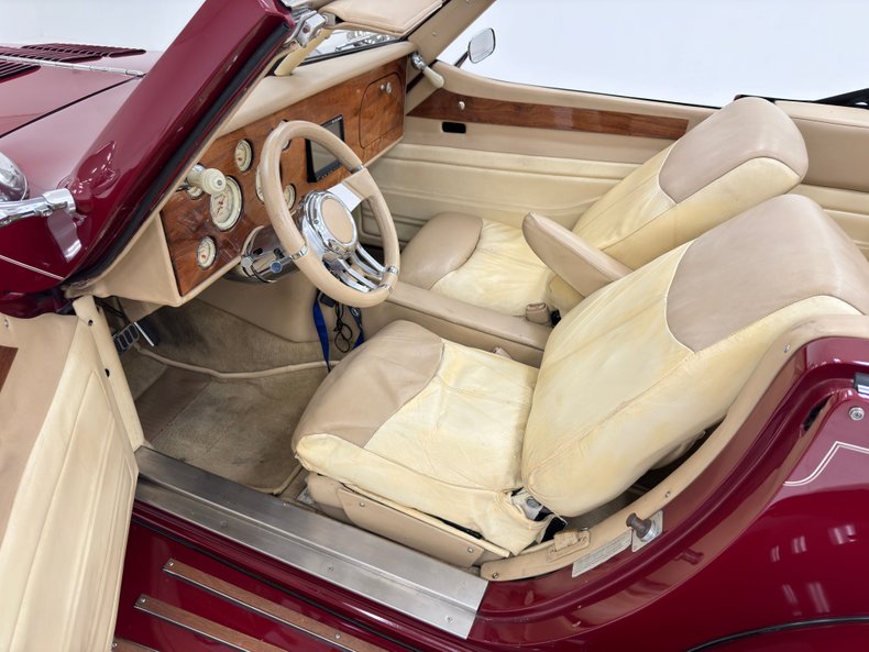 Excalibur-Series-4-1983-Dark-Red-Tan-34