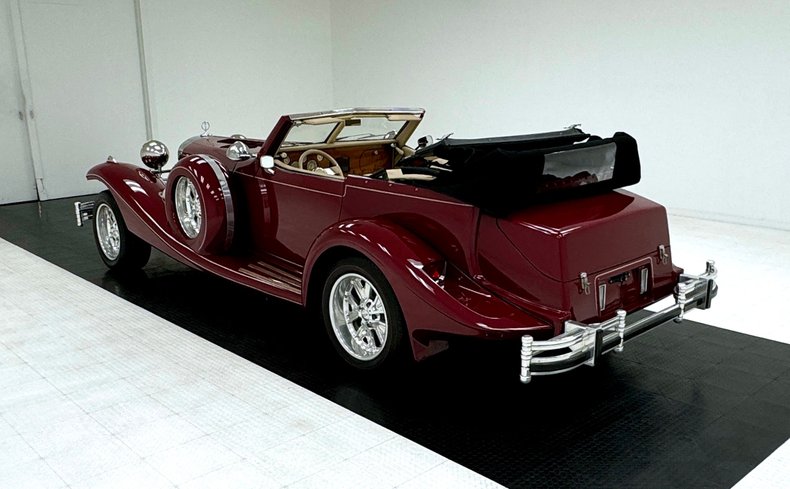 Excalibur-Series-4-1983-Dark-Red-Tan-4