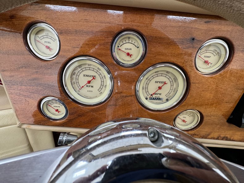 Excalibur-Series-4-1983-Dark-Red-Tan-40