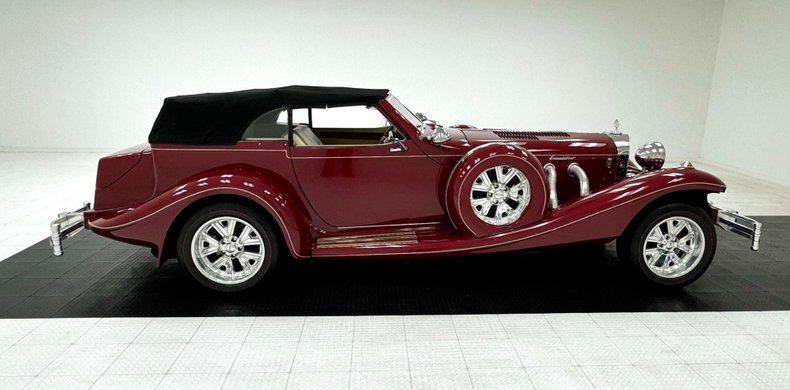 Excalibur-Series-4-1983-Dark-Red-Tan-8