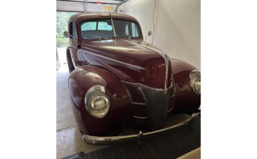 Ford-2-dr-coupe-1940-Cherry-Red-Grey-1