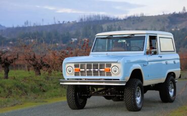 Ford-Bronco-1966-Baby-Blue-Brown-1