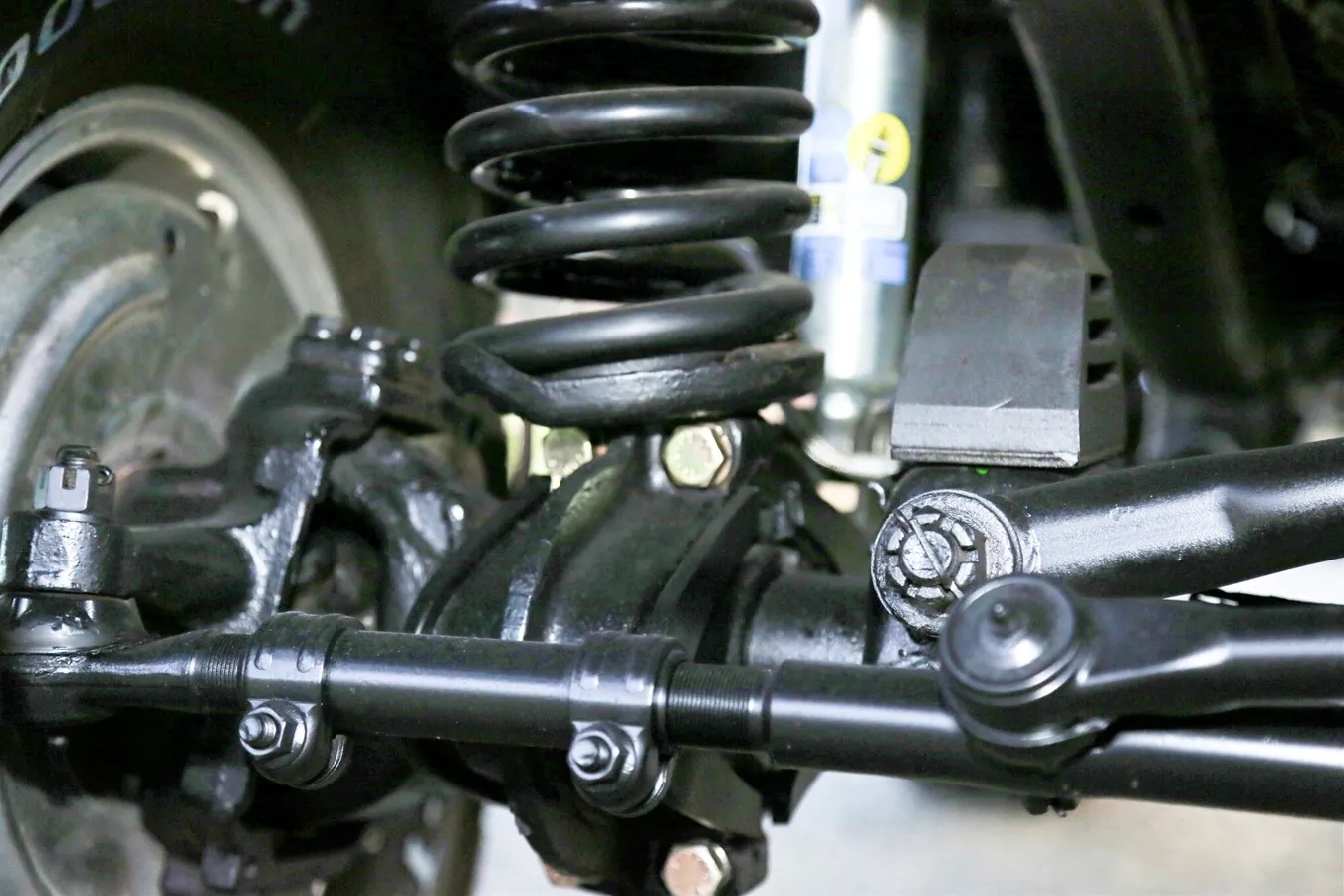 Ford-Bronco-1966-Baby-Blue-Brown-13