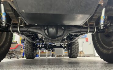 Ford-Bronco-1977-SUV-16