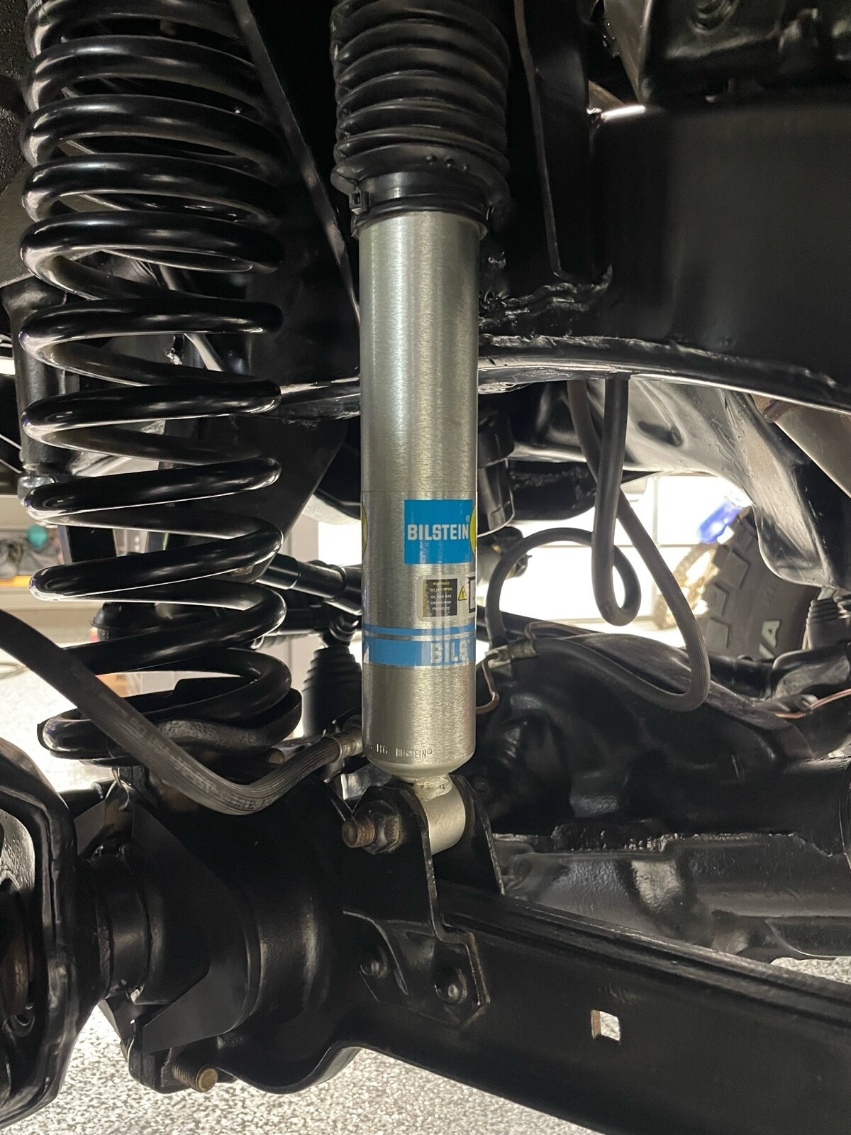 Ford-Bronco-1977-SUV-22