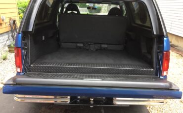 Ford-Bronco-1983-Blue-Black-4