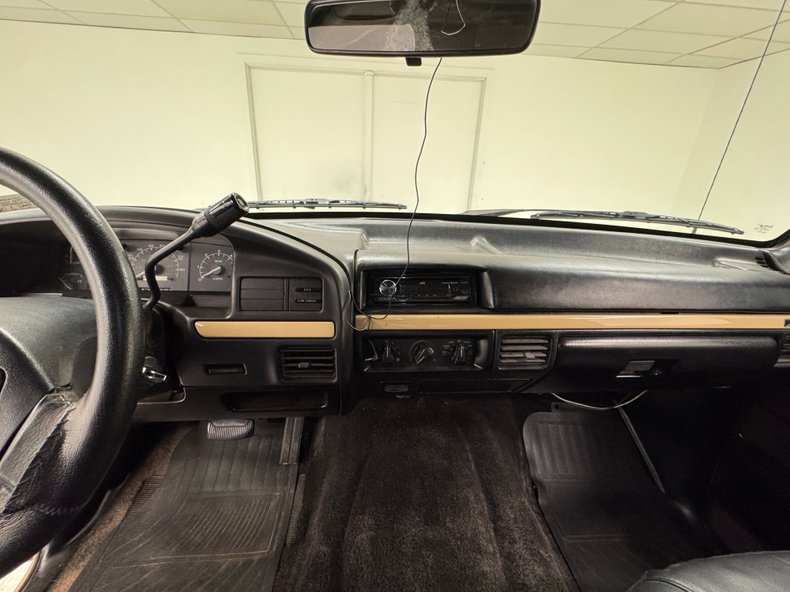 Ford-Bronco-1992-Tan-Black-13