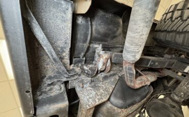 Ford-Bronco-1992-Tan-Black-21