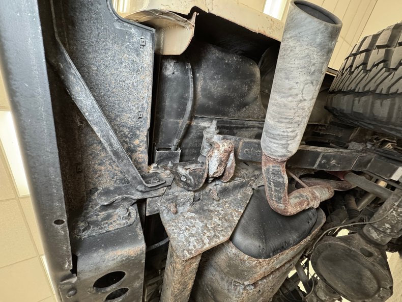 Ford-Bronco-1992-Tan-Black-21