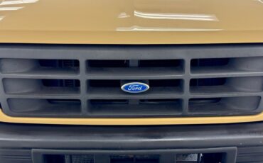 Ford-Bronco-1992-Tan-Black-27