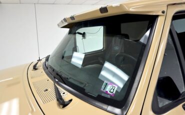 Ford-Bronco-1992-Tan-Black-28