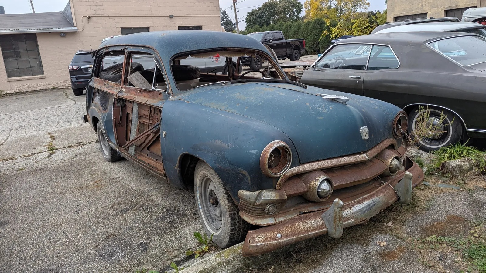 Ford-Country-squire-1951-3