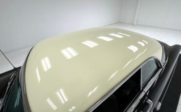 Ford-Crestline-1952-Raven-Black-Dark-Green-14