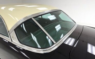 Ford-Crestline-1952-Raven-Black-Dark-Green-17