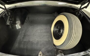 Ford-Crestline-1952-Raven-Black-Dark-Green-26