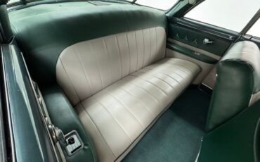 Ford-Crestline-1952-Raven-Black-Dark-Green-33