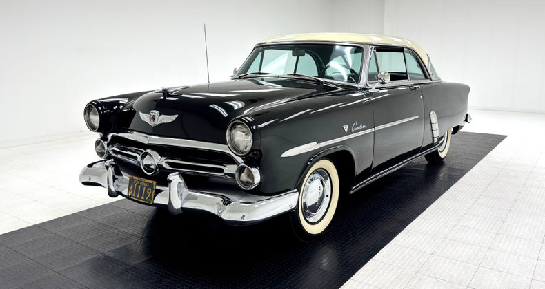 Ford-Crestline-1952-Raven-Black-Dark-Green-44