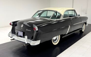 Ford-Crestline-1952-Raven-Black-Dark-Green-46
