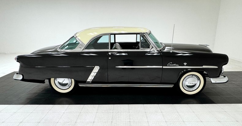 Ford-Crestline-1952-Raven-Black-Dark-Green-47