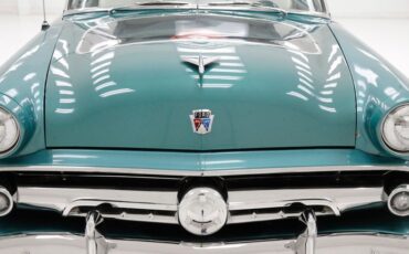 Ford-Crestline-1954-Killarney-Green-White-13