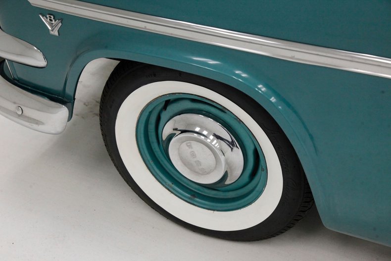 Ford-Crestline-1954-Killarney-Green-White-19