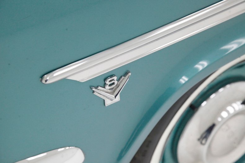 Ford-Crestline-1954-Killarney-Green-White-21