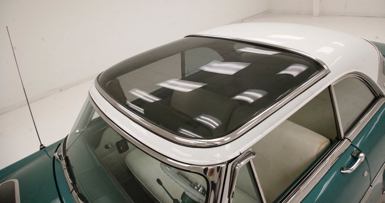 Ford-Crestline-1954-Killarney-Green-White-22