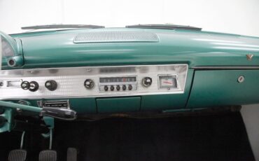 Ford-Crestline-1954-Killarney-Green-White-27