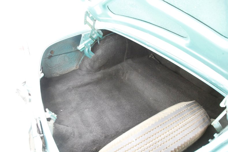 Ford-Crestline-1954-Killarney-Green-White-34