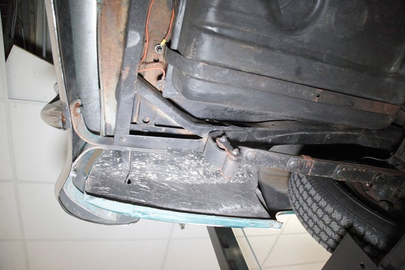 Ford-Crestline-1954-Killarney-Green-White-37