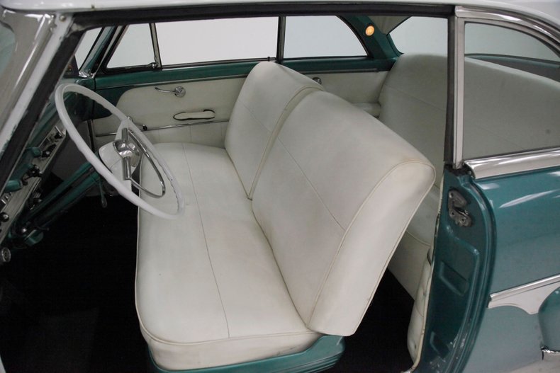 Ford-Crestline-1954-Killarney-Green-White-4