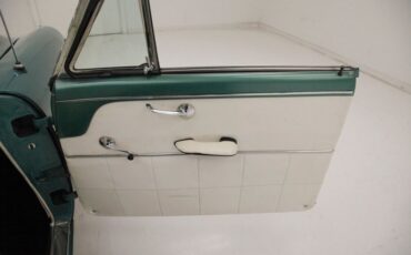 Ford-Crestline-1954-Killarney-Green-White-44