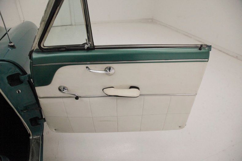 Ford-Crestline-1954-Killarney-Green-White-44