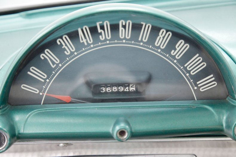 Ford-Crestline-1954-Killarney-Green-White-5