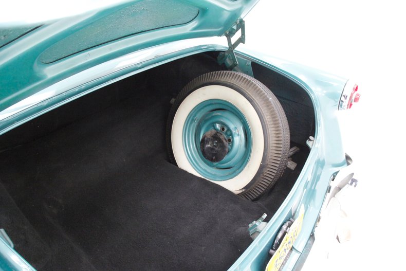 Ford-Crestline-1954-Killarney-Green-White-6