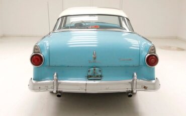 Ford-Crown-victoria-1955-Light-Blue-Aqua-1