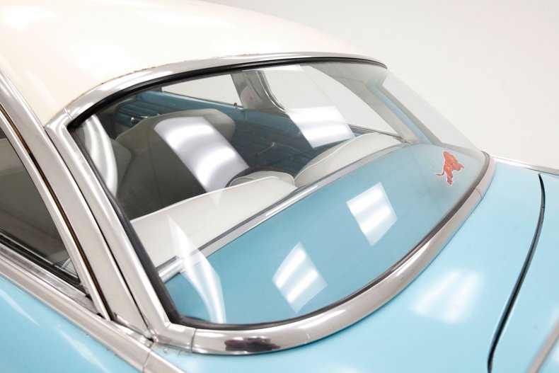 Ford-Crown-victoria-1955-Light-Blue-Aqua-22