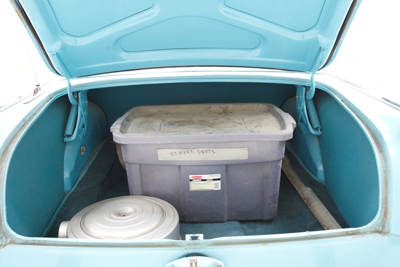 Ford-Crown-victoria-1955-Light-Blue-Aqua-31