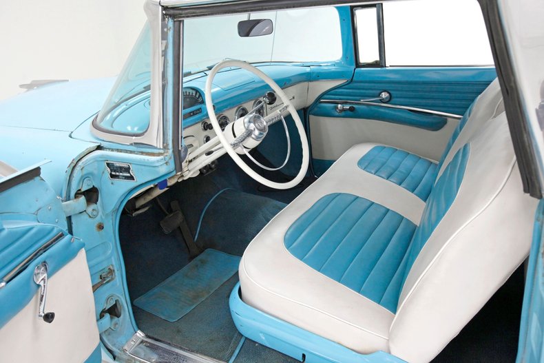 Ford-Crown-victoria-1955-Light-Blue-Aqua-35