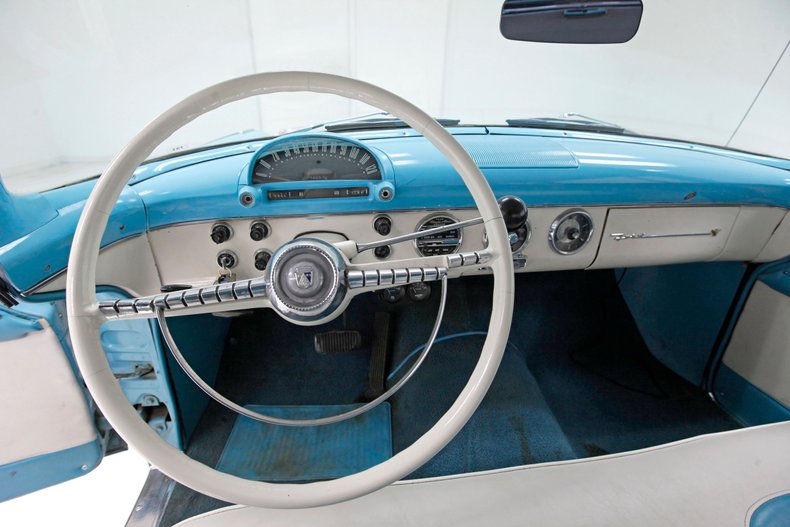 Ford-Crown-victoria-1955-Light-Blue-Aqua-37