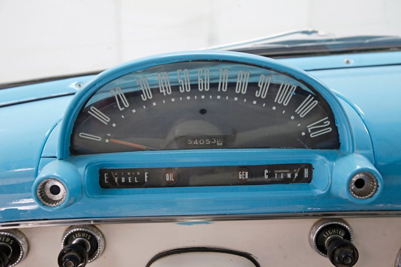Ford-Crown-victoria-1955-Light-Blue-Aqua-40