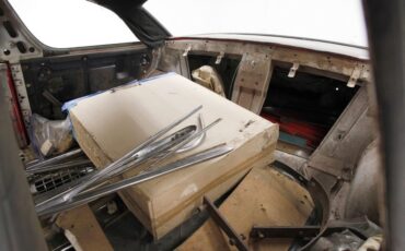 Ford-Crown-victoria-1955-Red-Black-31