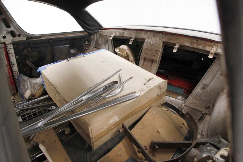 Ford-Crown-victoria-1955-Red-Black-31