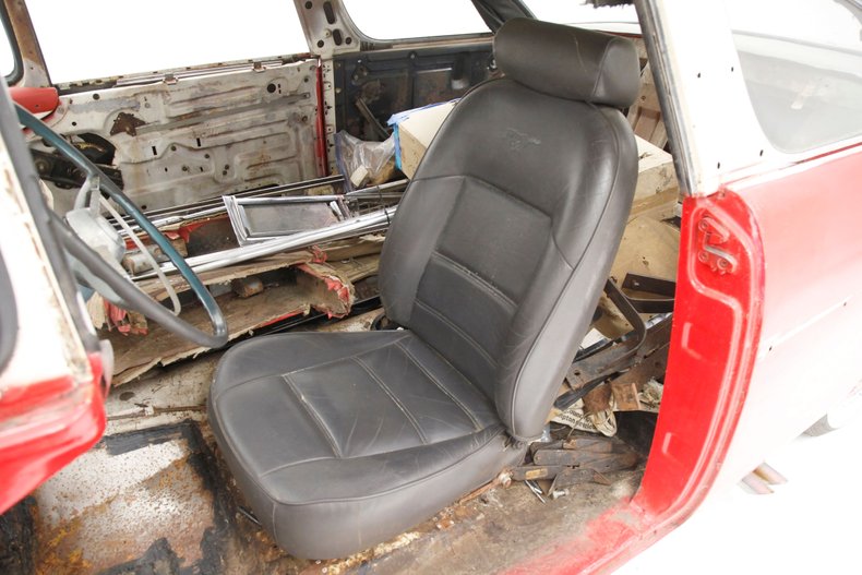 Ford-Crown-victoria-1955-Red-Black-6