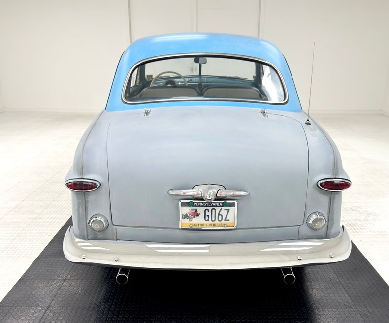 Ford-Custom-1949-Primer-Gray-Light-Blue-2