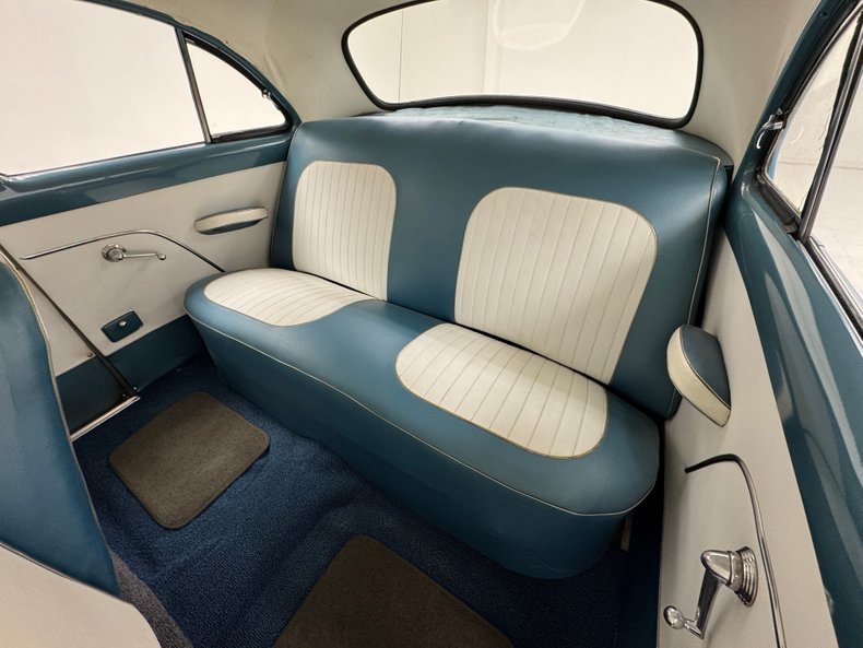 Ford-Custom-1949-Primer-Gray-Light-Blue-31