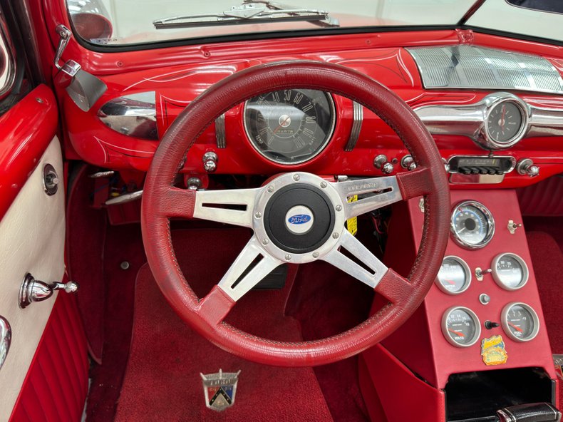 Ford-Custom-1949-Red-Red-42