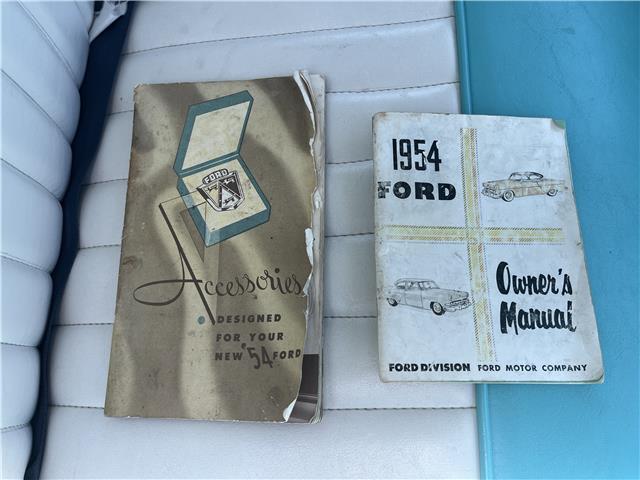 Ford-Customline-1954-Sedan-27