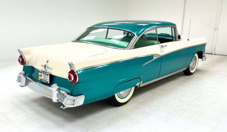 Ford-Customline-1956-Berkshire-Green-Medium-Green-11