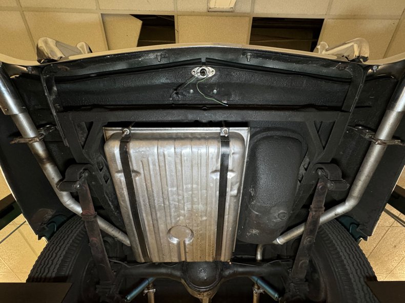 Ford-Customline-1956-Berkshire-Green-Medium-Green-24